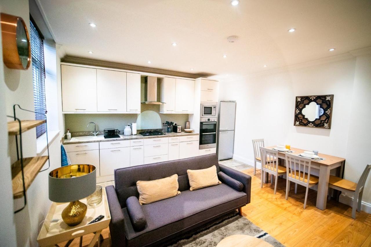 Stay With Serena Homes , One Bedroom Apartment بورلي المظهر الخارجي الصورة
